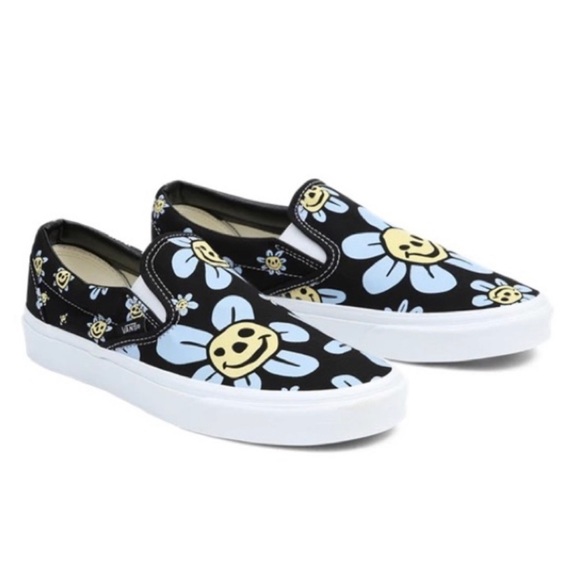 Vans TRIPPY Classic Slip-On Loafer Black w/Blue Smiling Flowers mens size7-13 - Picture 4 of 8